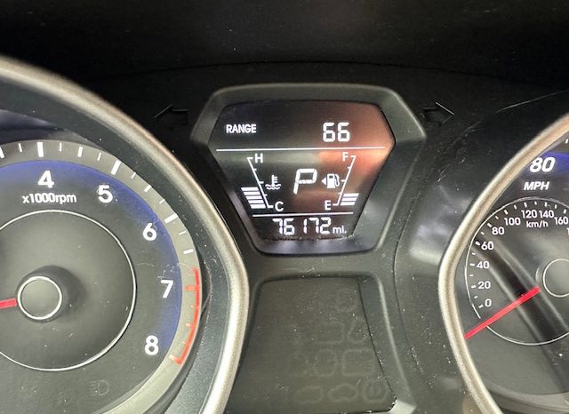 2015 Hyundai Elantra full