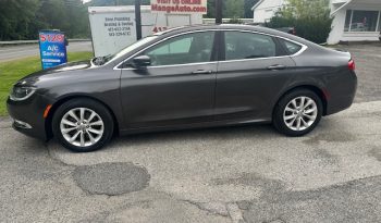 2015 Chrysler 200 full