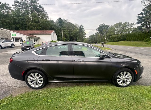 2015 Chrysler 200 full
