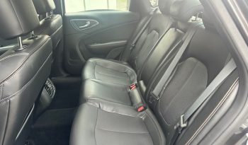 2015 Chrysler 200 full