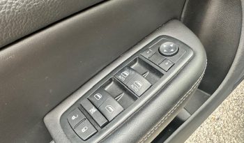 2015 Chrysler 200 full