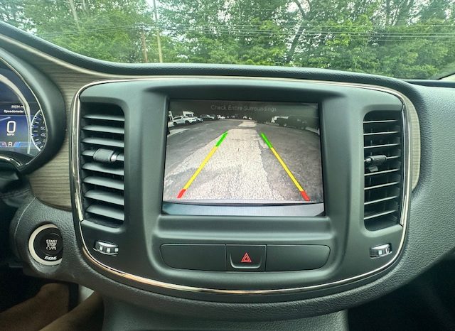 2015 Chrysler 200 full