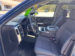 
										2017 Chevrolet Silverado 1500 full									