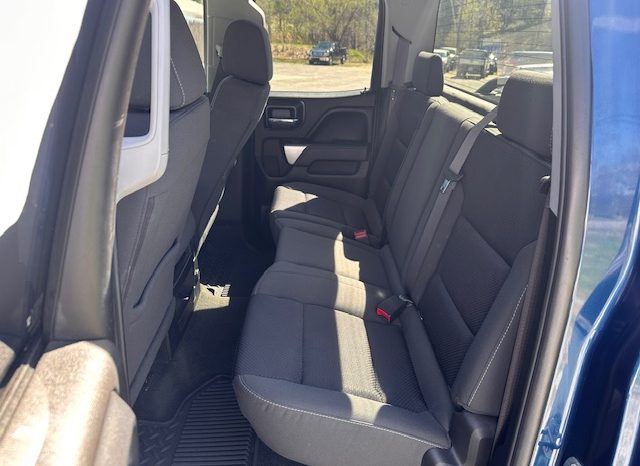 
								2017 Chevrolet Silverado 1500 full									